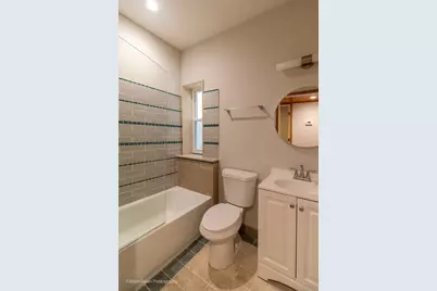 [Address not provided], Chicago, IL 60637 - Photo 14