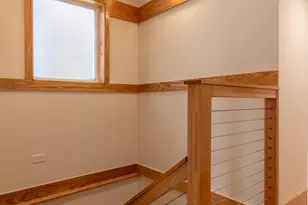 [Address not provided], Chicago, IL 60637 - Photo 6