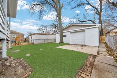 7644 S Constance Avenue, Chicago, IL 60649 - Photo 30