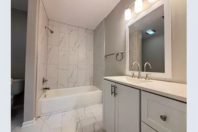 [Address not provided], Naperville, IL 60564 - Photo 28