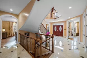 1437 Sunset Ridge Rd, Glenview, IL 60025 - Photo 4