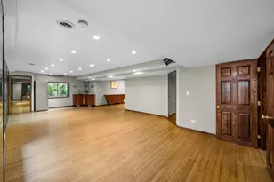 1437 Sunset Ridge Rd, Glenview, IL 60025 - Photo 46