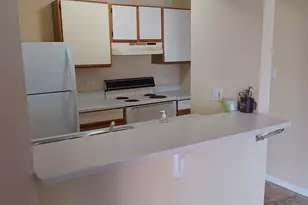 4314 W Shamrock Ln, McHenry, IL 60050 - Photo 6