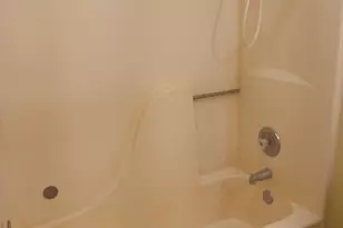 4314 W Shamrock Ln, McHenry, IL 60050 - Photo 8