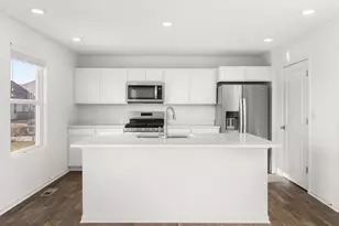 6616 Hadrian Dr, Joliet, IL 60431 - Photo 16