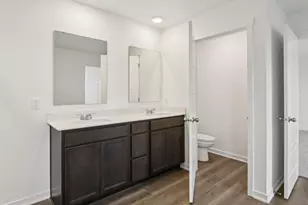 5017 Yates Dr, Racine, WI 53403 - Photo 12