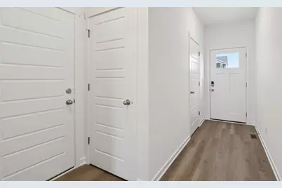 5017 Yates Drive, Racine, WI 53403 - Photo 14