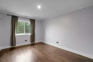 1002 Castilian Ct, Glenview, IL 60025 - Photo 14