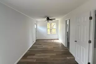 101 N Vermillion St, Troy Grove, IL 61372 - Photo 6