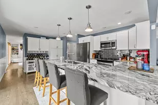 401 69th St, Darien, IL 60561 - Photo 6