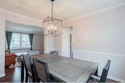 607 Old Farm Road, Bloomington, IL 61704 - Photo 8