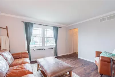 607 Old Farm Road, Bloomington, IL 61704 - Photo 6