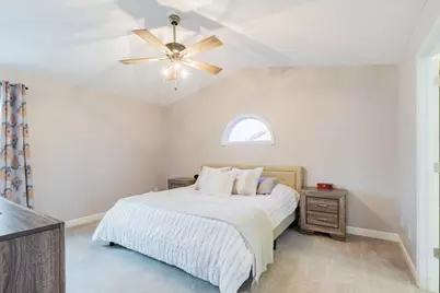 607 Old Farm Road, Bloomington, IL 61704 - Photo 18