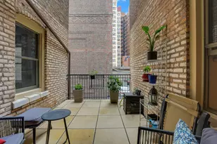 431 W Aldine Ave, Chicago, IL 60657 - Photo 24