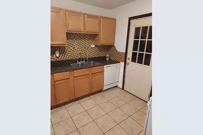 104 E 150th Street E, Harvey, IL 60426 - Photo 2