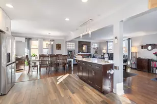 8334 Harding Ave, Skokie, IL 60076 - Photo 8