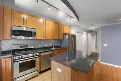 208 W Washington Street #1010, Chicago, IL 60606 - Photo 4