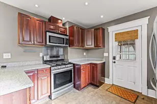 407 W High St, Urbana, IL 61801 - Photo 10