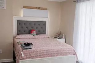 824 Hague St, Joliet, IL 60432 - Photo 6