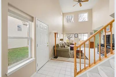 2298 Woodside Drive, Carpentersville, IL 60110 - Photo 4