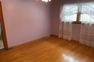 525 Bunning Dr, Downers Grove, IL 60516 - Photo 8