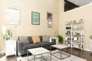 2942 Madison Dr, Naperville, IL 60564 - Photo 2