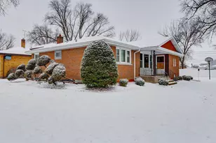 1850 Kensington Ave, Westchester, IL 60154 - Photo 4