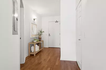 873 N Larrabee Street #410, Chicago, IL 60610 - Photo 2