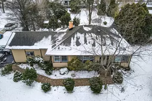 1748 N Windsor Dr, Arlington Heights, IL 60004 - Photo 34