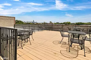 1740 N Maplewood Ave, Chicago, IL 60647 - Photo 18