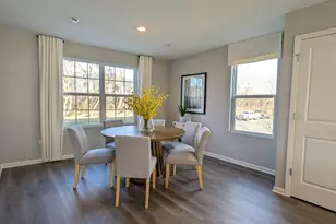 1392 Foxglove Dr, Bartlett, IL 60103 - Photo 2