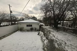 25 E 117th Pl, Chicago, IL 60628 - Photo 14