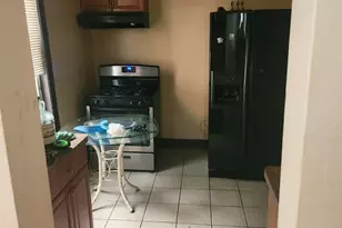 25 E 117th Pl, Chicago, IL 60628 - Photo 4