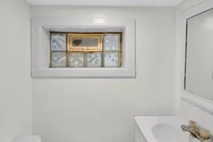 7246 S Wood St, Chicago, IL 60636 - Photo 18