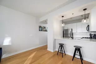 1400 S Michigan Ave, Chicago, IL 60605 - Photo 4