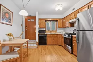 237 N Walnut St, Bensenville, IL 60106 - Photo 8