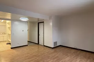 128 S Hale Ave, Bartlett, IL 60103 - Photo 6