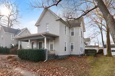 910 N Center Street, Bloomington, IL 61701 - Photo 2