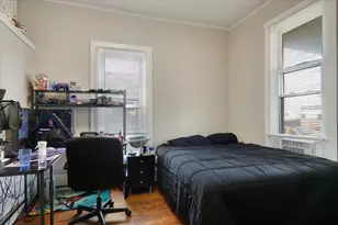 910 N Center St, Bloomington, IL 61701 - Photo 14