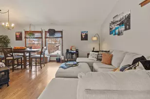 113 Wallace St, Bartlett, IL 60103 - Photo 12