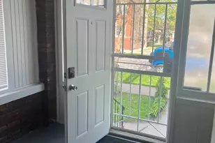 11814 S Parnell Ave, Chicago, IL 60628 - Photo 4