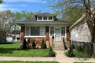 11814 S Parnell Ave, Chicago, IL 60628 - Photo 2