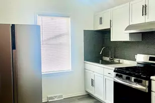 11814 S Parnell Ave, Chicago, IL 60628 - Photo 22