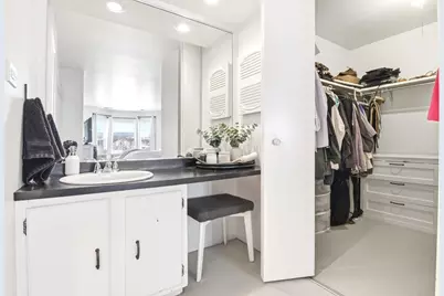 8640 Waukegan Road #123, Morton Grove, IL 60053 - Photo 20