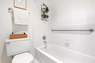 8640 Waukegan Rd, Morton Grove, IL 60053 - Photo 22