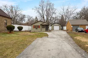 1114 Ashland Ave, Chicago Heights, IL 60411 - Photo 2
