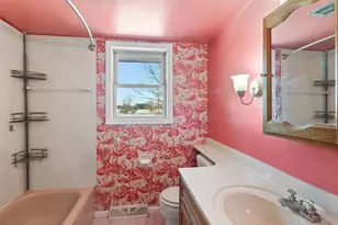 [Address not provided], Harvard, IL 60033 - Photo 12