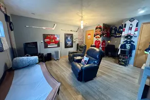 206 E Warren St, Leroy, IL 61752 - Photo 18