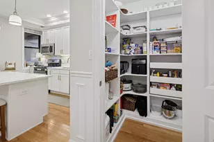 1703 N Crilly Ct, Chicago, IL 60614 - Photo 8