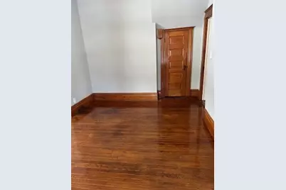 404 Gillett Avenue #2, Waukegan, IL 60085 - Photo 4